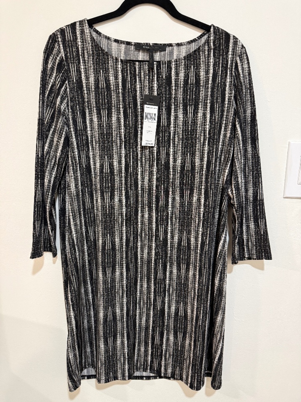 BCBG MAXAZRIA Shift Dress Color: Black Combo Batik, Size L NWT